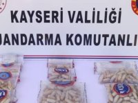 Kayseri’de, İranlı 3 şüphelinin midesinden 6,7 kilo uyuşturucu çıktı