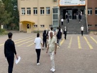 Kayseri'de YKS heyecanı; 2 dakika kala koşarak geldi