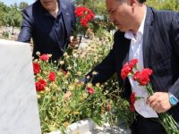 Kayseri protokolünden 15 Temmuz şehitlerinin ailelerine ziyaret