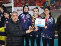 Kocasinan’ın yıldızları, Fenerbahçe’yi yine yendi ve Türkiye şampiyonu oldu