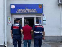 Kayseri'de 6 yıl 5 ay hapisle aranan firari hükümlü yakalandı