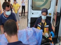 Yatalak kadın, eşinin cesediyle 1 hafta aynı odada kalmış