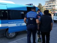 BÜYÜKŞEHİR ZABITA’DAN KENT MERKEZİNDE DİLENCİLERE KARŞI SIKI DENETİM