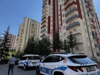 Kayseri’de bıçaklanan bina görevlisi ağır yaralandı