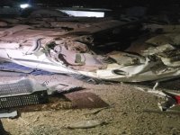 Yeşilhisar'da Otomobil, refüje çarpıp devrildi: 5 yaralı