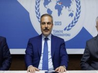'FİLİSTİN'E İLİŞKİN MESELELER FİLİSTİNLİLER OLMADAN TARTIŞILAMAZ'