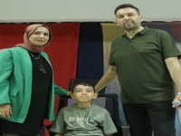 SMA’lı Salih, müzik öğretmeni babasıyla okullarda konser veriyor