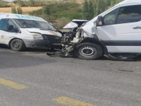 Yahyalı Delialiuşağı'nda Minibüsler çarpıştı; 13 yaralı