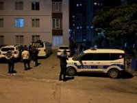 Annesi ile tartışan üvey oğlu tarafından bıçaklanan baba öldü