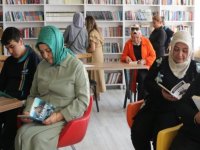 Liseliler, anne ve babalarıyla kitap okuyacak
