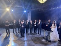 GÜN AİLESİNİN ÇİFTE MUTLULUĞU:İKİ OĞLU AYNI GÜN DÜNYAEVİNE GİRDİ