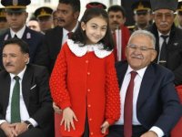 Cumhuriyet Meydanı’nda Coşkulu Kutlama