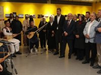 Kayseri’de ‘Bi’ Dünya Sanat’ sergisi açıldı