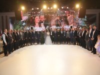 Elizan Mobilya’nın sahibi Mustafa Altunel, oğlu Ahmet’i evlendirmenin mutluluğunu yaşadı