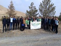 Yeşilhisar ilçesinde bin fidan, toprakla buluşturuldu