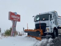 Büyükşehir Belediyesi'nden 79 araç ve 160 personelle karla mücadele