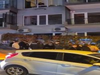 Tabelada fotoğraf çektirme sırasında bıçaklı kavga; 2 yaralı