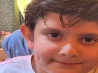 Nefes borusuna jelibon kaçan 8 yaşındaki Ahmet, toprağa verildi