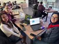 Büyükşehir Belediyesi Bilişim Akademisi’nde bilişim dersleri başladı