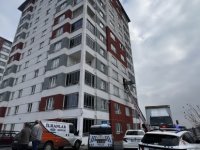 Kayseri'de ev taşıma sırasında kan aktı