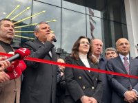 Özgür Özel, partisinin il binasının açılışını yaptı