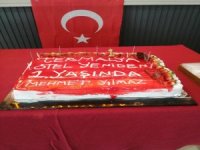 Termalya Termal Hotel Yıl Dönümünü Pasta Keserek Kutladı