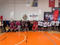 Okul Sporları Genç Kızlar Futsal İl Birinciliği müsabakaları tamamlandı