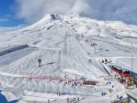 Erciyes’te kartpostallık manzaralar objektiflere yansıdı