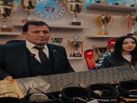 Kayak ve snowboard sporcularına ekipman desteği