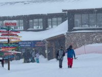 Erciyes'te kar kalınlığı 180 santimetreye ulaştı 