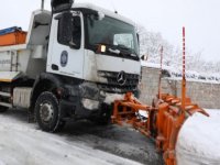 MELİKGAZİ’DE KARLA MÜCADELE ÇALIŞMALARI KESİNTİSİZ DEVAM EDİYOR