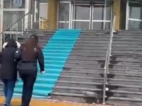 UYUŞTURUCU MADDE SATAN KADIN YAKALANDI