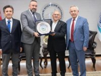 Başkan Büyükkılıç’a hayırlı olsun ziyaretleri sürüyor