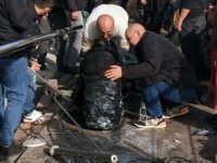 Beyazşehir'de Otomobil yayalara çarptı: 3 yaralı