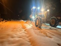 Kayseri Büyükşehir'den Kış Mesaisi: 195 Mahalle Yolu Ulaşıma Açıldı