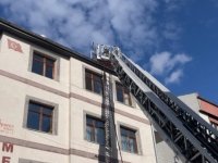 Keykubat'ta apartmanın bacasında yangın