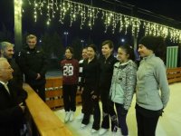 Büyükşehir ile Açık Hava Buz Pisti Heyecanı Başlıyor: Açılışa Özel Bayram Sonuna Kadar Ücretsiz